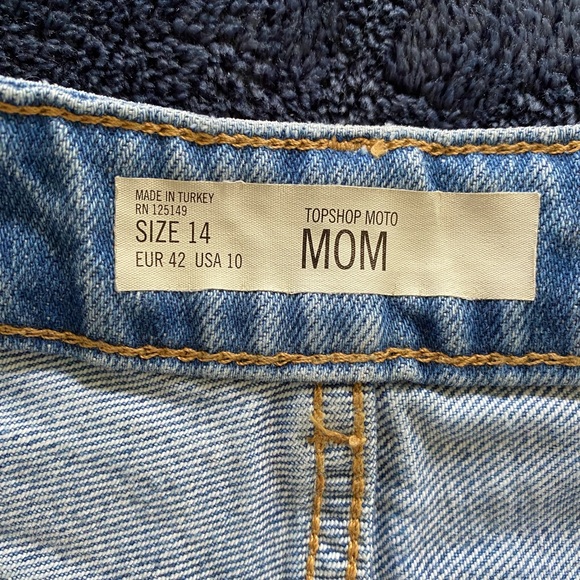 💥PRICE⬇️
TOPSHOP MOTO - MOM Shorts - size 10 - - Picture 8 of 11